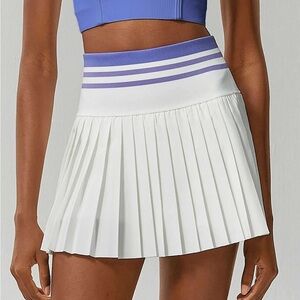 Berlook Activewear White Pleated Pockets Sports Skirt